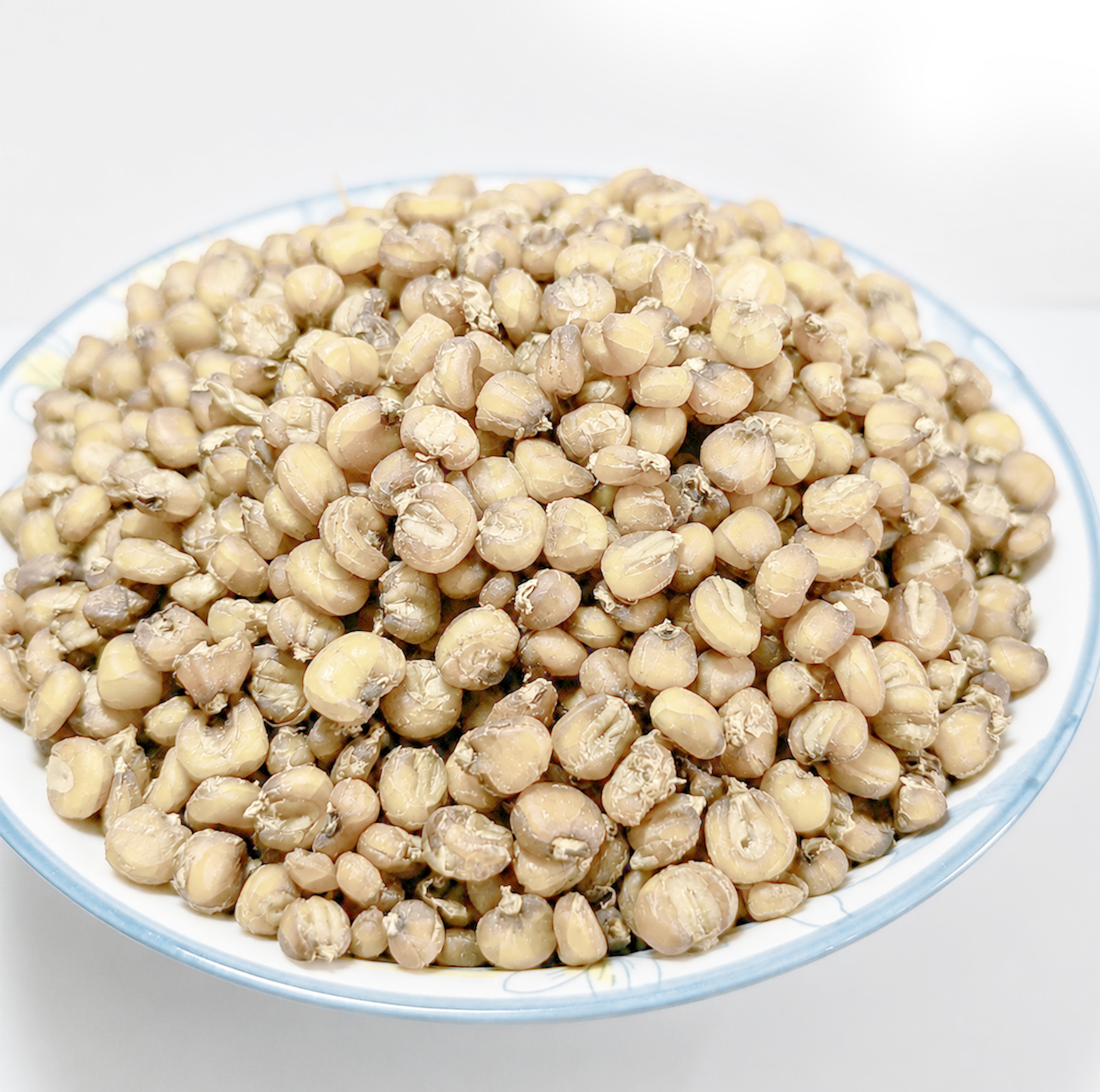 Sun Dried Parboiled White Corn